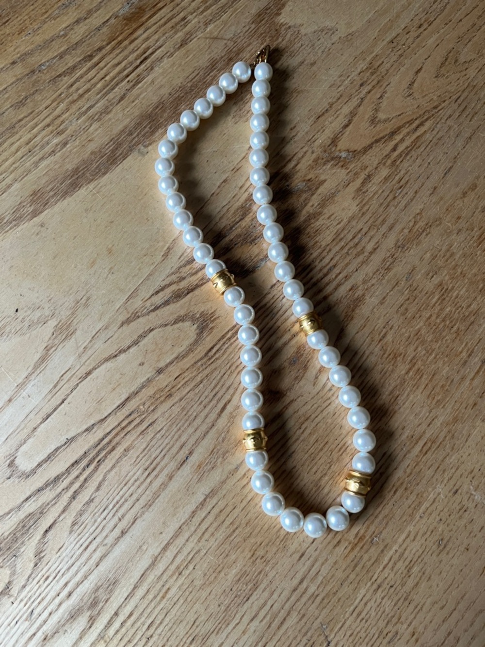 Classic White faux Pearl Necklace with Gold Accents Napier PAT 4774743